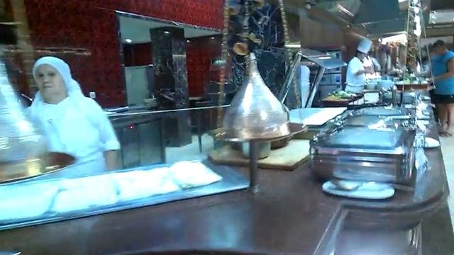 Анталия, знаменитый ресторанчик где все включено в отеле MARDAN PAIACE. Подарок от Орифлейм смотреть онлайн