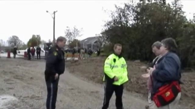 CANACE gathers evidence at illegal Native occupation in Cayuga Ont May 12 2008 part 2/2 смотреть онлайн