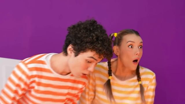 Úniková Místnost Výzva Multi DO Smile смотреть онлайн