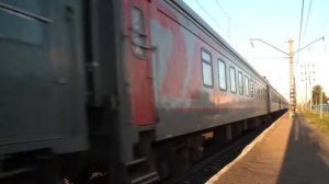 Встреча ЧС4Т-449 с ЭП1М-586