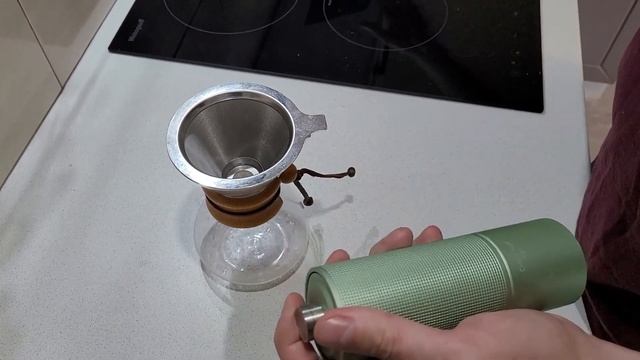 Лучшая ручная кофемолка Timemore Chestnut C3S и честный отзыв после использования смотреть онлайн