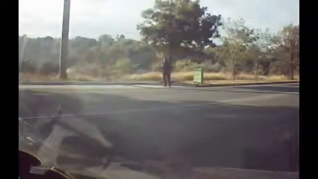 Донецкие гаишники вышли на подработку в выходной смотреть онлайн