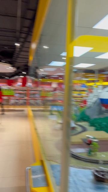 ОТКРЫВАЮ ЛЕГО ЦЕНТР В ГЛАВНОМ ДЕТСКОМ МАГАЗИНЕ #шортс смотреть онлайн