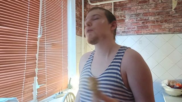 Обзор на еду из ресторана быстрого питания Вкусно и Точка смотреть онлайн