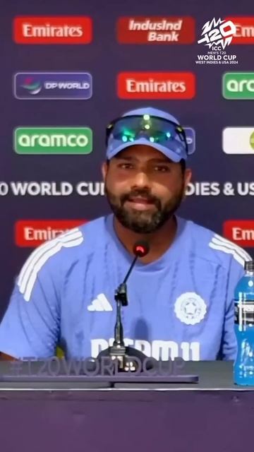 Rohit Sharma takes a cheeky dig at Australia  #cricket #cricketshorts #ytshorts #t20worldcup