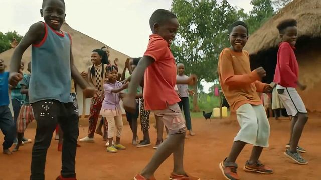 Deep Forest & Абоминог Продакшн- "Africa -Brazil" ( Танцевальный видеоклип) смотреть онлайн