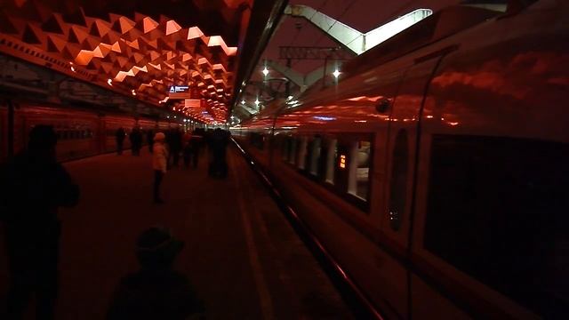 Поезд за 38 млн евро скрипит, как телега смотреть онлайн