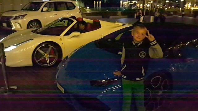 ⚽ КРУТЫЕ И ДОРОГИЕ ТАЧКИ НА ДОРОГАХ ДУБАИ ТОП 10 ⚽ RICH AND EXPENSIVE CARS IN DUBAI TOP 10 смотреть онлайн