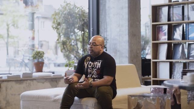 DJ Bone on innovation and creativity смотреть онлайн