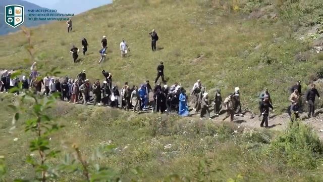 Пеший поход до "Ведучи" смотреть онлайн