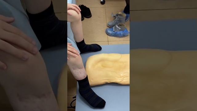 Изготовление стелек для Магомеда в клинике «Династия» в Волгограде. Полную версию смотрите на канал смотреть онлайн