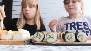 Мукбанк роллы