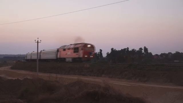 Тепловоз ТЭП70БС-137 смотреть онлайн