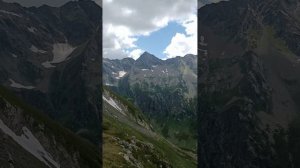 Прогулка к озеру Бездонному и подьем на гору Карачайка в КЧР