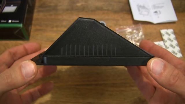 GRDE Solar Powered 12 LED Motion Sensor Light