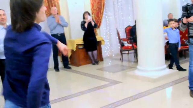 Лезгинка в Ресторане NEW 2015 !!! Качество HD смотреть онлайн