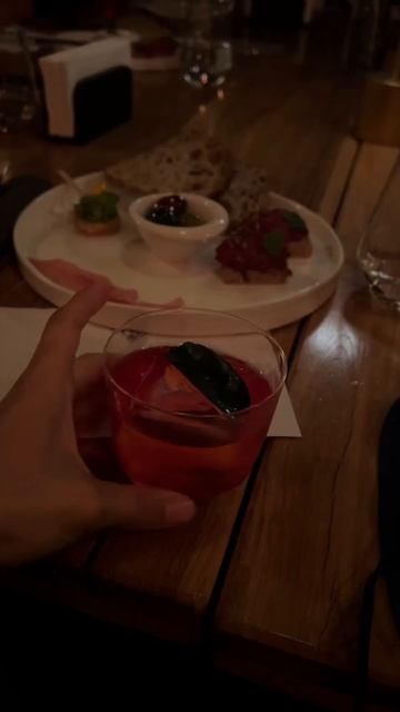 Где знакомиться с новыми людьми? смотреть онлайн