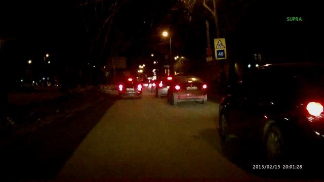 Видеорегистратор Supra SCR-860 - ночная съёмка.MOV смотреть онлайн