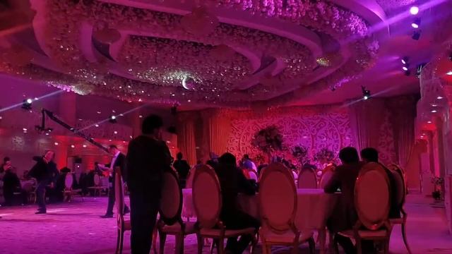 Яккасарой ресторан смотреть онлайн