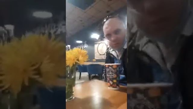 Утренний кофе в красной зоне