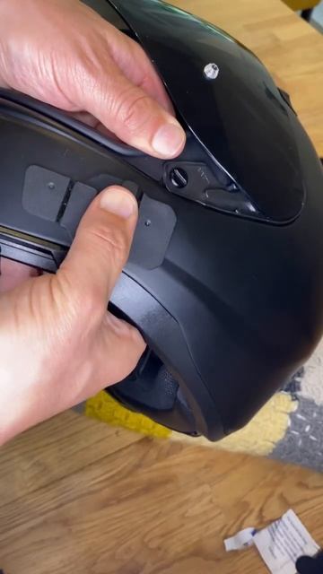 Cardo PackTalk Edge - HJC Install - sounds wicked!!