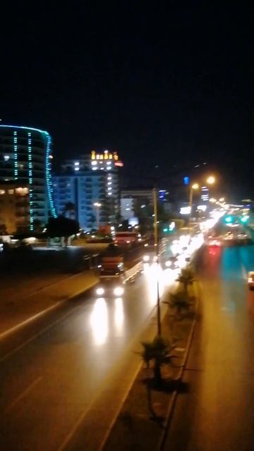 НОЧНОЙ ГОРОД. 4 ИЮЛЯ, ТУРЦИЯ 2021Г. АЛАНЬЯ /МАХМУТЛАР. смотреть онлайн