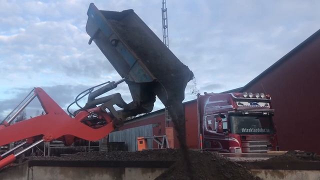 Sidtippande Skopa Atlas Wildehausen смотреть онлайн