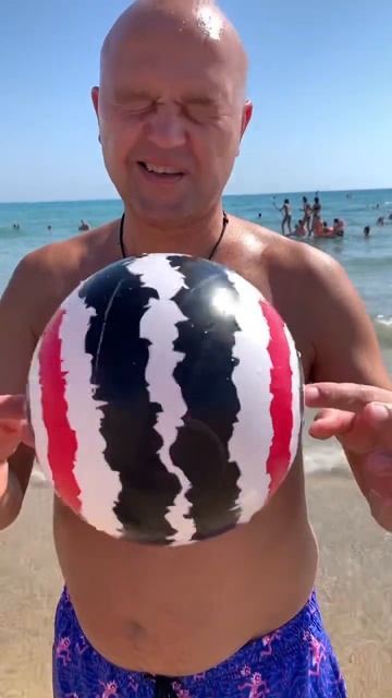 Футбол на море #футбол #морскойфутбол #хайфа #израильсегодня #лето #shots #средиземноеморе #summer смотреть онлайн