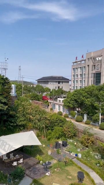 Вид из окна отеля #живувкитае #китай #китайцы смотреть онлайн