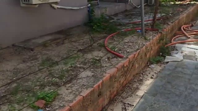 Пустые виллы напротив Diamond hotel в р-не SonaSea на о. Фукуок смотреть онлайн