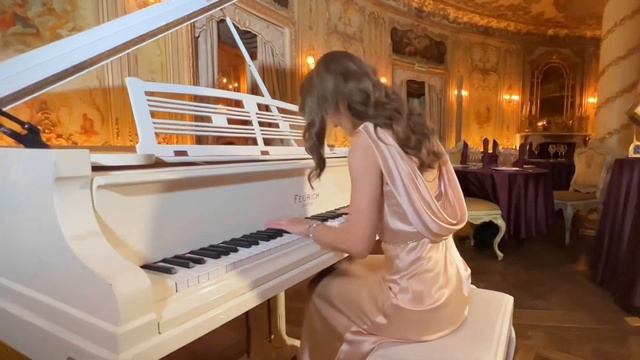 Рамина Мишина. Фортепиано. Ресторан «Турандот». смотреть онлайн