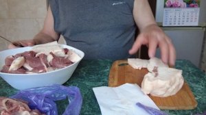 Люля - кебаб из говядины и баранины.