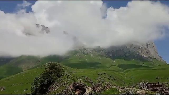 Величественный Кавказ! #природа #горы #mountains #travel #отдых смотреть онлайн