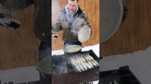 Бассейн в Горячем ключе, в феврале.