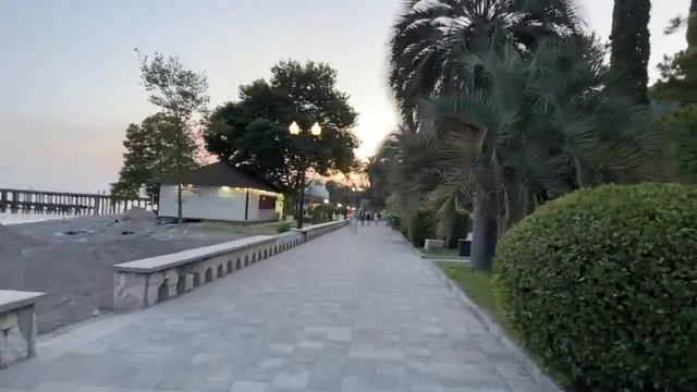 Старая Гагра. Абхазия. День третий. Что нового и как здесь дела. смотреть онлайн