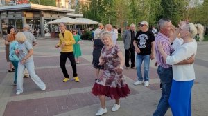 Лилии цветут... 25.04.25...