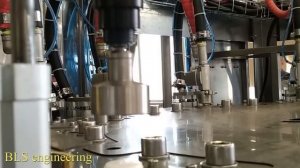 Автоматическая линия розлива в дойпаки. Производитель ООО «БЛС Инжиниринг».