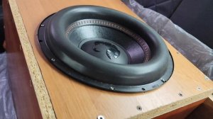 саб Piranha 12 для Kia Rio 4