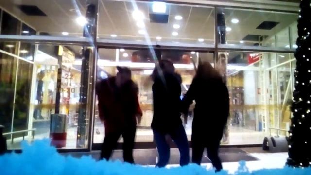 Мы наваливаем бас смотреть онлайн