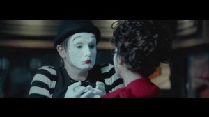 Красивые мимы, сюжет для рекламы Тизина на Первом канале