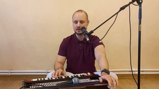 Киртан Харе Кришна маха-мантра Джай Нрисимха Гауранга дас 17 марта 2024 Новосибирск смотреть онлайн