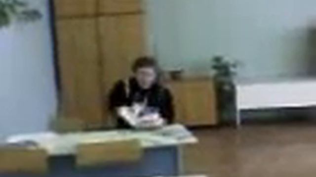 закидали парня 1.3gp