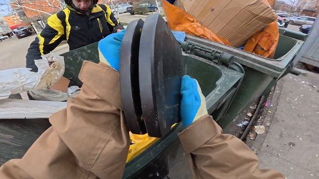 КаК_я_ЛаЗаЮ_пО_пОмОйКаМ_зАрАбАтЫвАю_На_ЭтОм