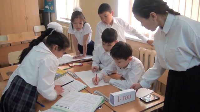 Академик Ә.Қуатбеков атындағы Халықтар достығы университетінің 3 курс студенті Джилимбаева Динара