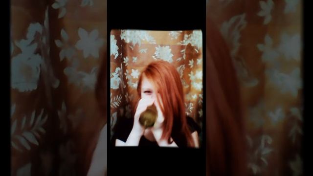 Действие или действие от Ксюши выполняет Вера