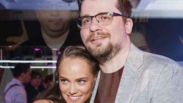 У женившегося в третий раз Харламова серьезные проблемы смотреть онлайн