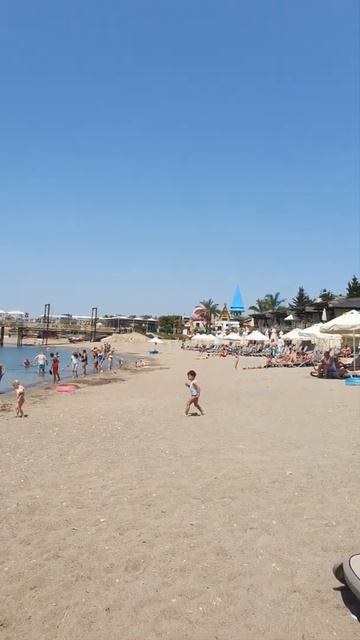 Пляж отеля Long Beach Hotel and Spa ,Турция. 29.04.2022 г. смотреть онлайн