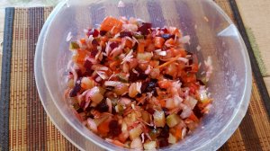 ПРОСТОЙ ВИНЕГРЕТ И НЕСКОЛЬКО СЕКРЕТИКОВ