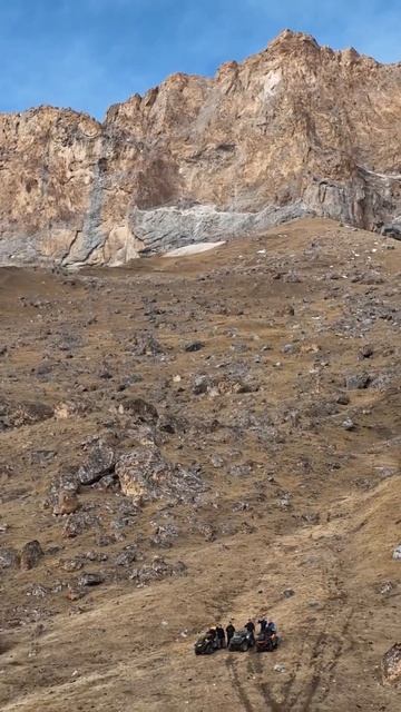 В Кабардино-Балкарской республике находятся самые высокие горы по всей России. смотреть онлайн