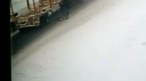 Женщина попала под Камаз